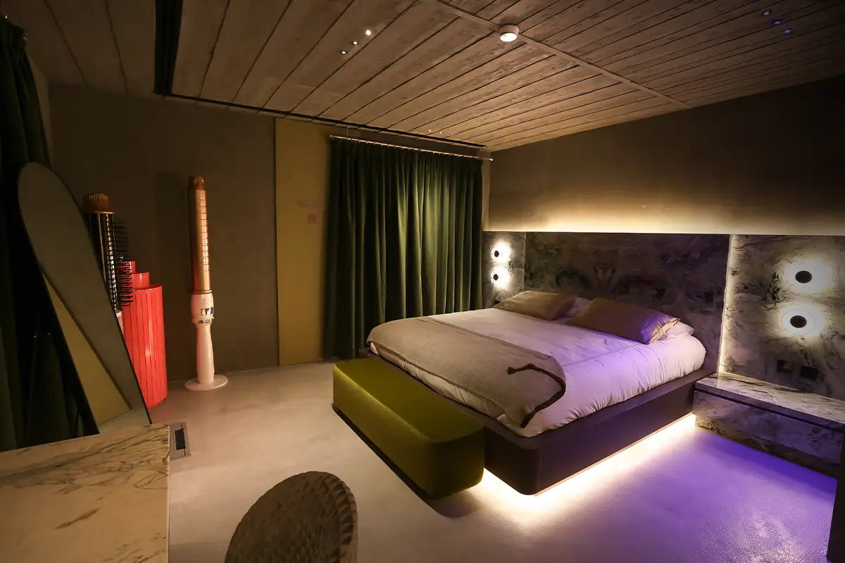 Someone's House Media 74